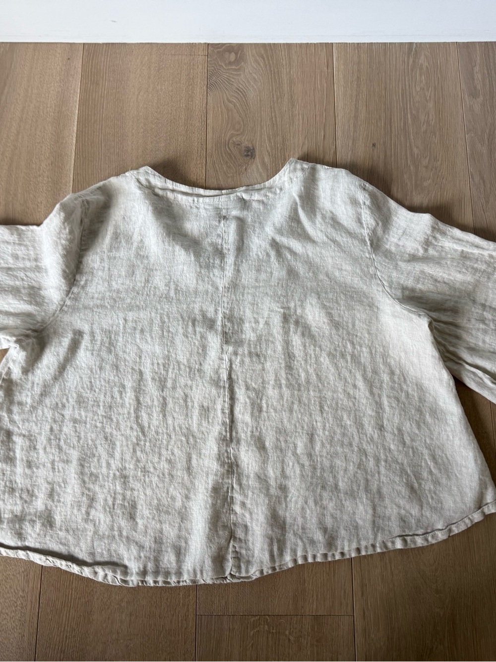 bryn Walker Natural Linen Tunic Top With Bell Sleeves - Picture 4 of 11